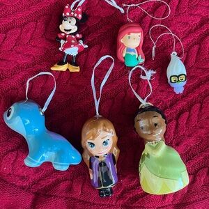 Disney Princess Friends Ornament Set - Tiana, Ariel, Anna, Minnie Mouse, Frozen
